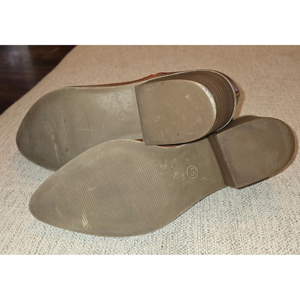 Universal Thread Wenda Cut Out Booties Cognac Brown Faux Leather Pointed Toe 9.5 - Picture 3 of 5